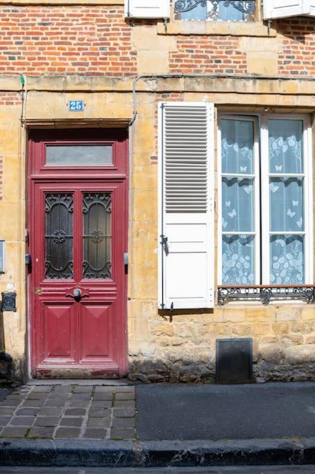 Appartement Meuse & Mono, En Hyper Centre Charleville-Mézières Exterior foto
